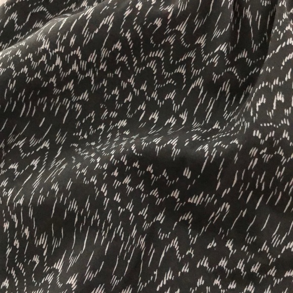 Nike women’s xs athletic shorts - Picture 4 of 4